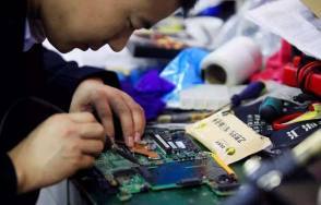 計算機軟硬件全方位服務指南 故障維修、系統重裝與電腦改裝